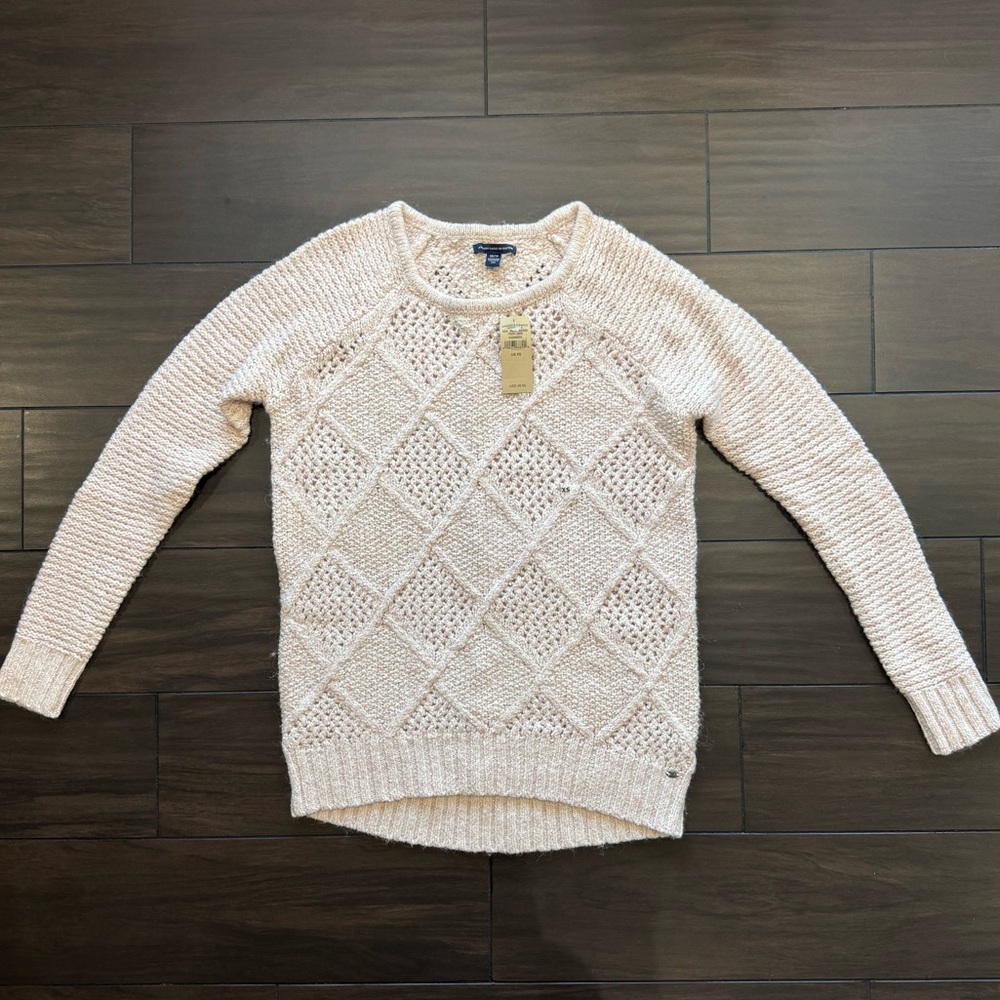 American Eagle Outfitters Light Pink Sweater Size XS - NWT